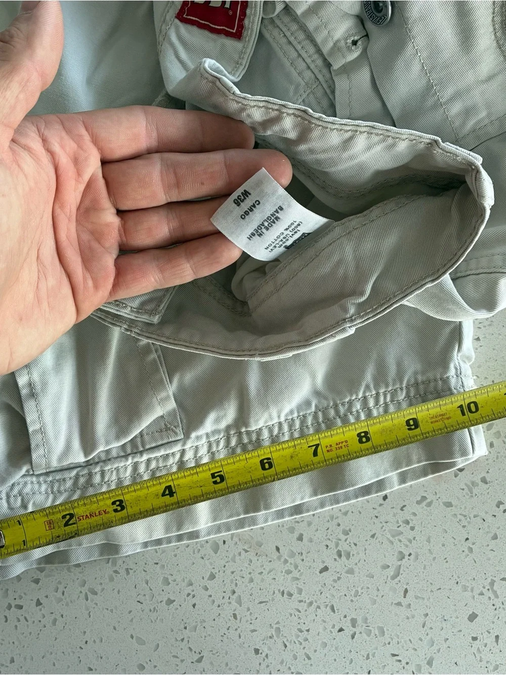 000 - VINTAGE 00s LEVIS STRAUS Y2K CARGO CARPENTER SIZE 36 SHORTS